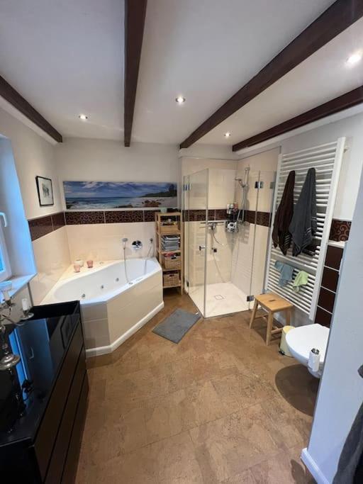 Luxurioeses Ferienhaus Am Ems Jade Kanal Sande Exteriér fotografie