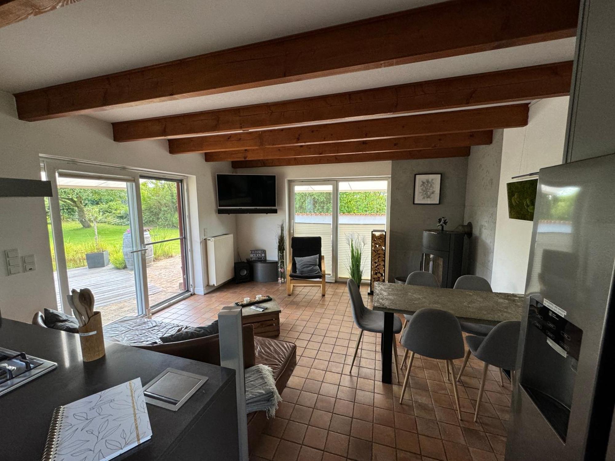 Luxurioeses Ferienhaus Am Ems Jade Kanal Sande Exteriér fotografie