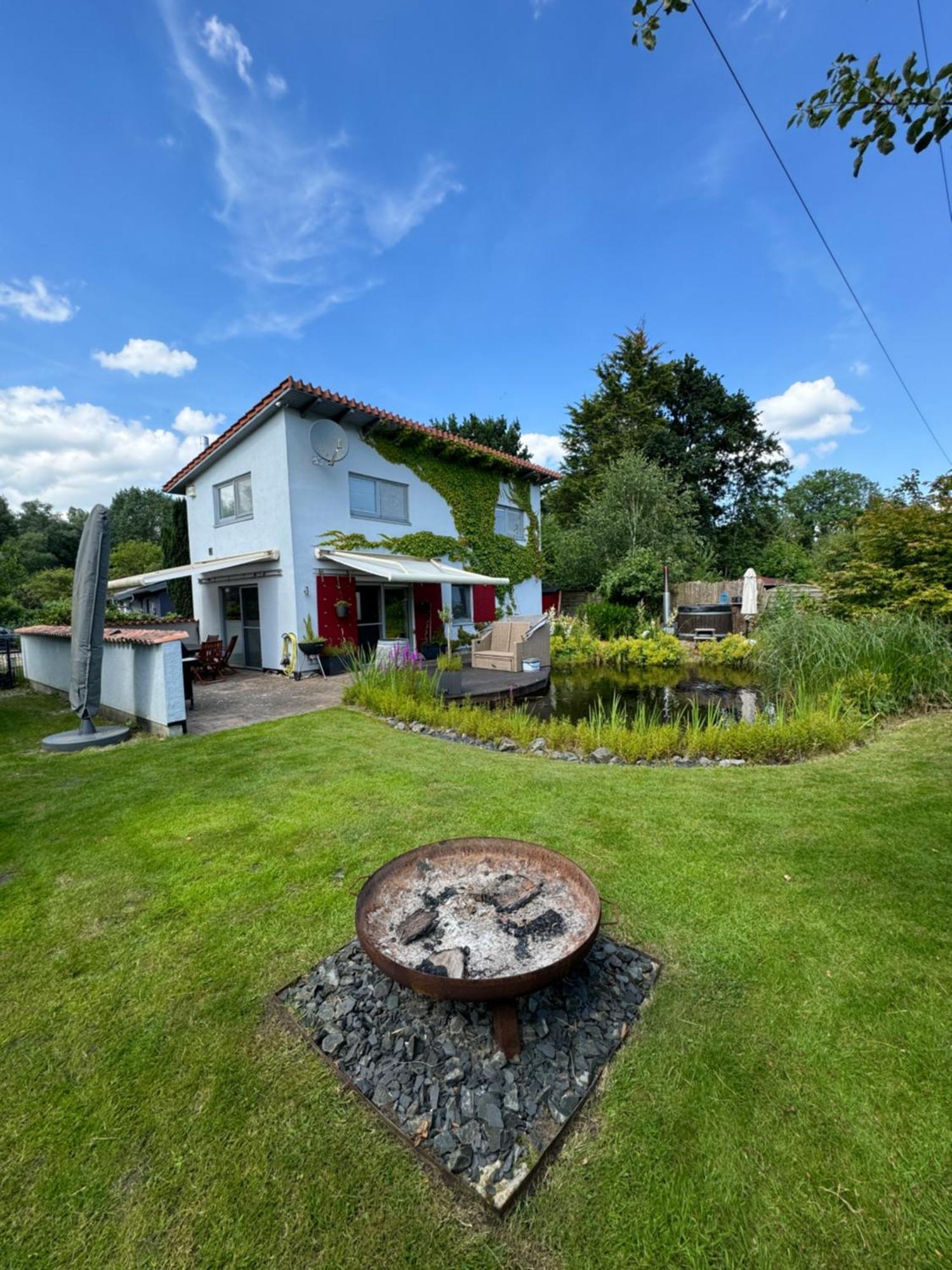 Luxurioeses Ferienhaus Am Ems Jade Kanal Sande Exteriér fotografie